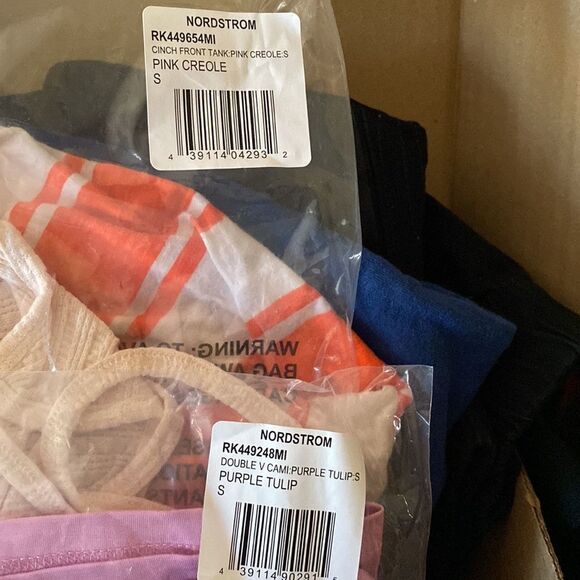 SALE! For resellers looking to buy in bulk! Items from my closet and unlisted - Picture 11 of 12